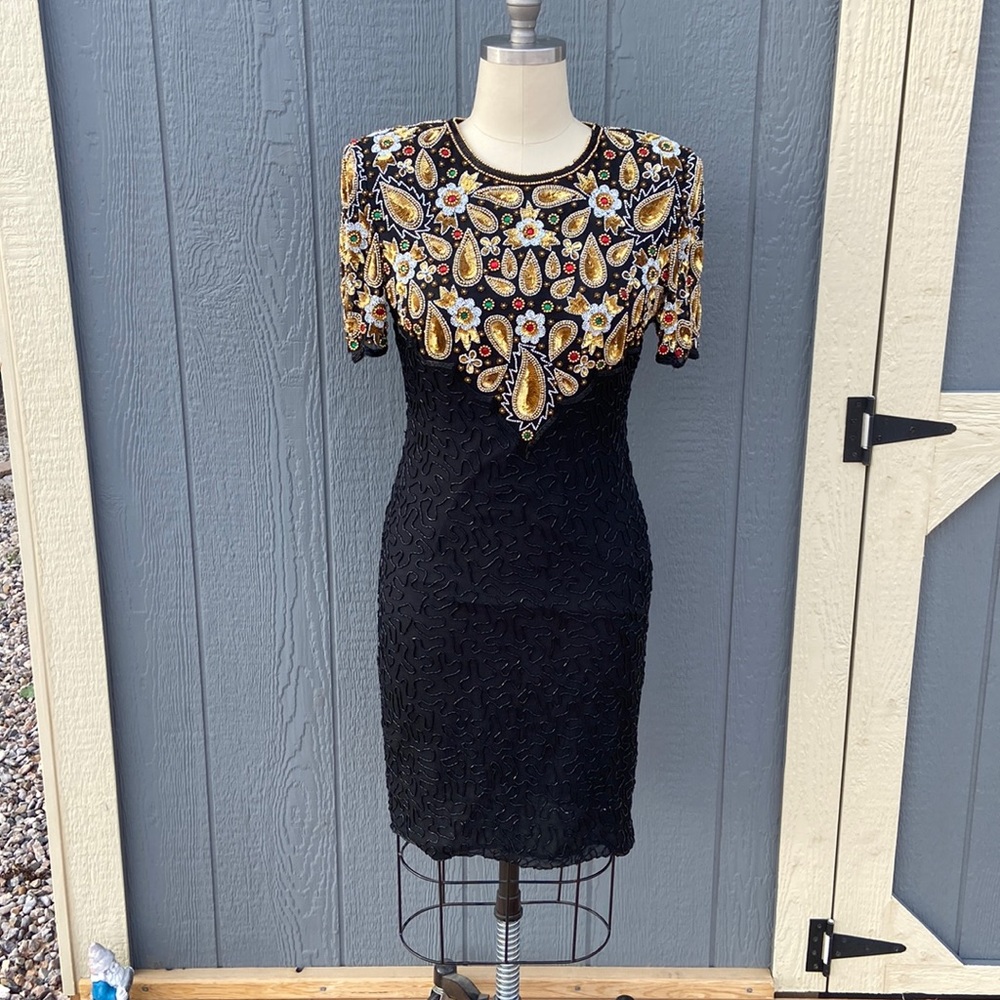 1980s beaded gold and black Paisley dress with sequins. Size medium